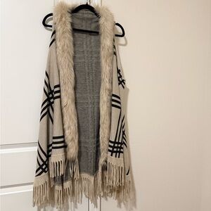 Plaid Faux Fur Trim Fringe Shawl Vest Wrap Neutral One Size